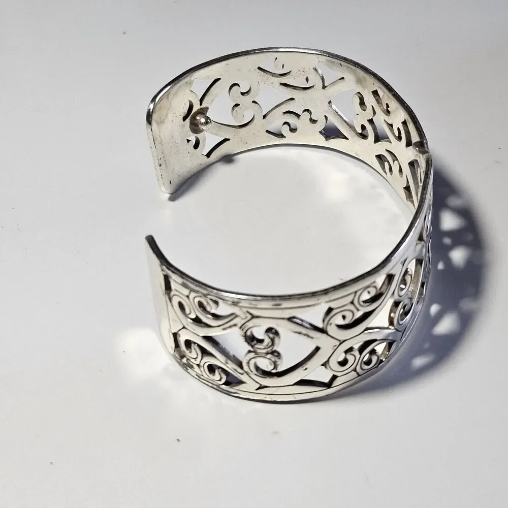 Brighton Christo Madrid Narrow Silver Plated Cuff Bracelet Pink Red Leather 7" - Picture 9 of 16